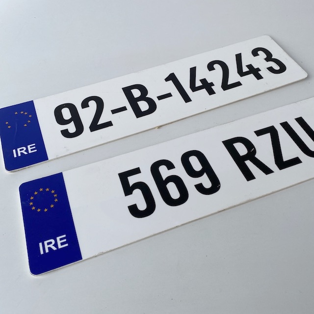 NUMBER PLATE, EU Ireland - White Blue (Single)